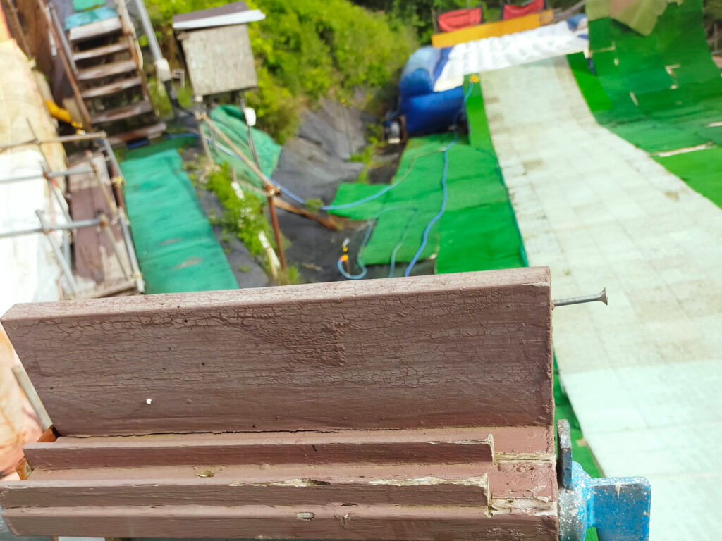 スタート台にある撮影用スマホ置き場